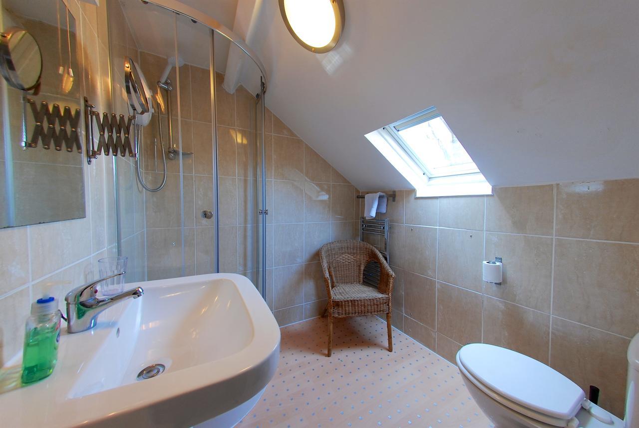 Chiltern Guest House Whitby Bagian luar foto